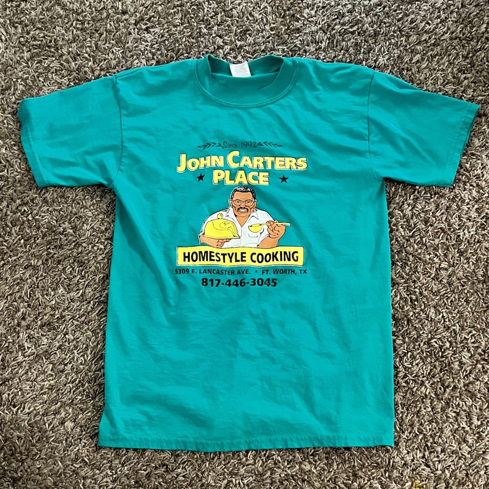 John Carters Place T-Shirt. Size Medium